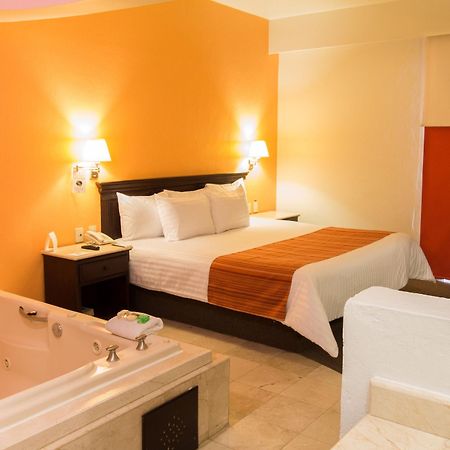 HG Hotel Zapopan Buitenkant foto