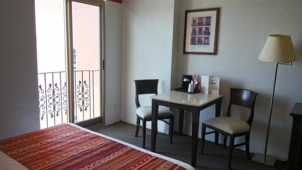 HG Hotel Zapopan Buitenkant foto